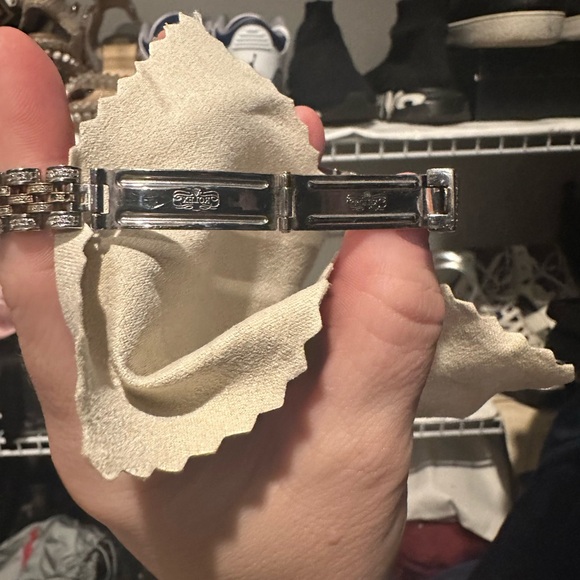 26mm women’s Rolex bust down watch - oyster pearl dial with diamonds bezel - Picture 11 of 16